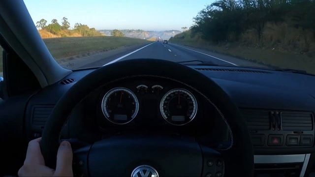 VW BORA 2006 | VALE A PENA COMO CARRO DO DIA A DIA?! смотреть онлайн
