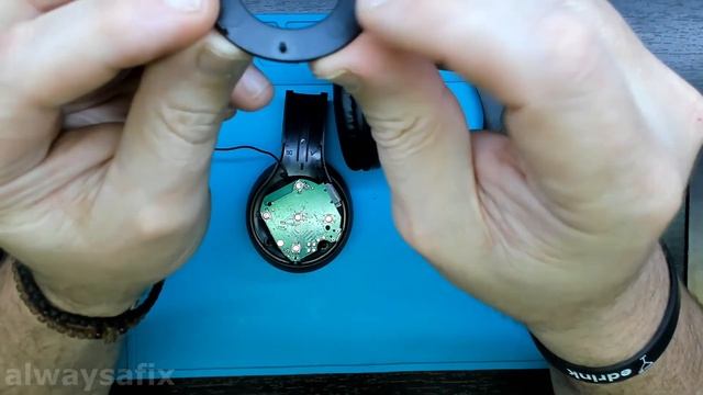 Bluetooth Headset or wireless headphones Repair смотреть онлайн