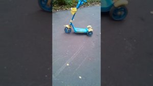 покатушки на детском самокате смотреть всем