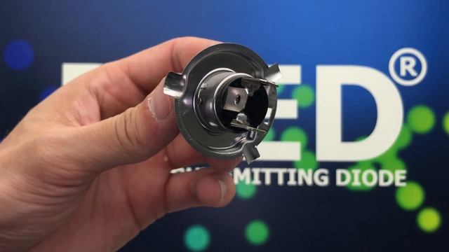 Автолампа светодиодная H4 - 12 CREE + Линза смотреть онлайн