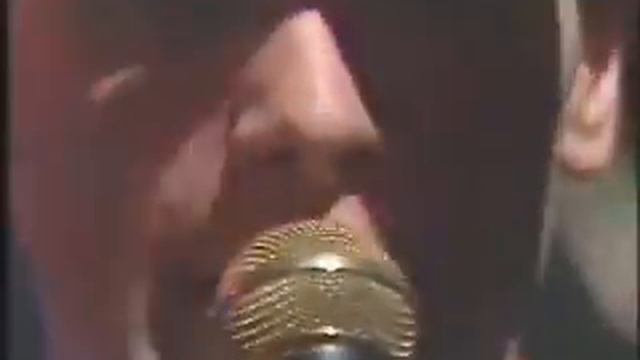 Simple Minds Hunter and The Hunted and Someone Somewhere in Summertime Live on The Tube clip смотреть онлайн