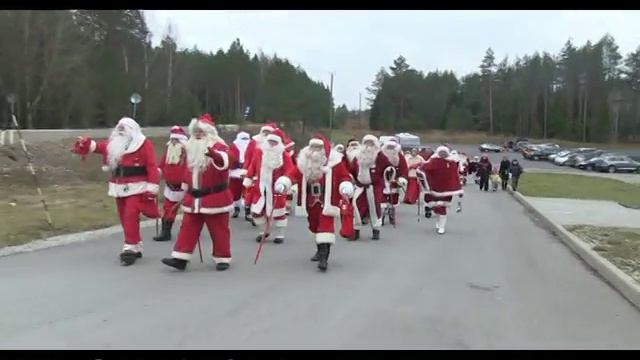 По всей Эстонии зажгли первую свечу Адвента и объявили Рождественский мир! смотреть онлайн