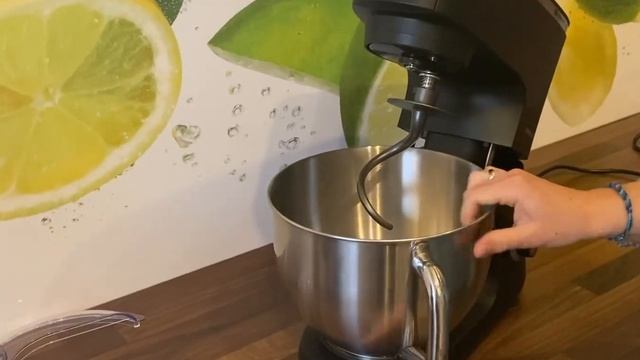 7000 Series Kitchen Machine (HR7962/01) смотреть онлайн