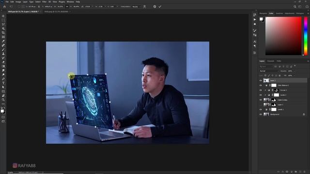 Adding a Glowing HUD Effect in Photoshop смотреть онлайн