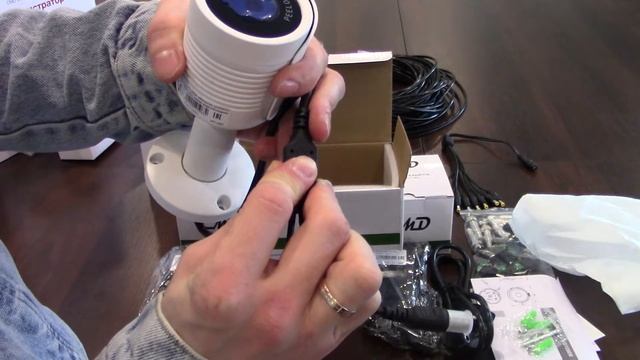 Видеообзор комплектов видеонаблюдения CMD HD2-4W-KIT и другие