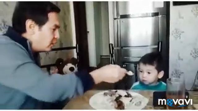 Что делать, если ребёнок не хочет есть? Доктор Нуржан Тенизбаев смотреть онлайн