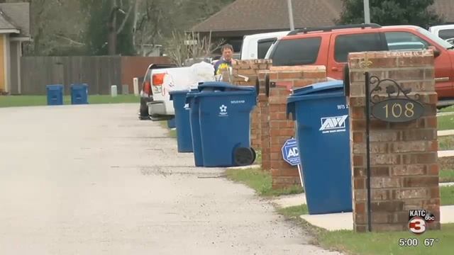 Getting answers on the Republic Services trash pickup issues смотреть онлайн