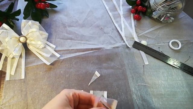 Нарядные бантики из лент своими руками. Бантики для школы из органзы. смотреть онлайн