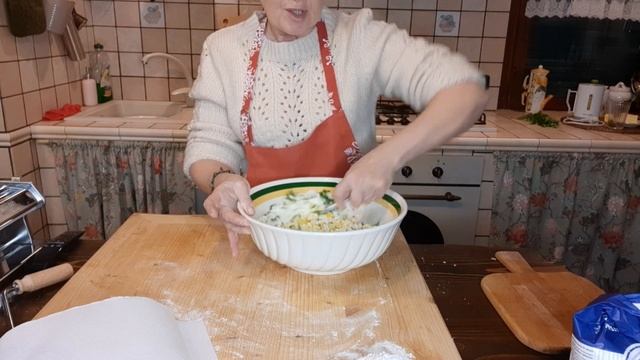 Равиоли. # Santa Lucia. Хоз. двор смотреть онлайн