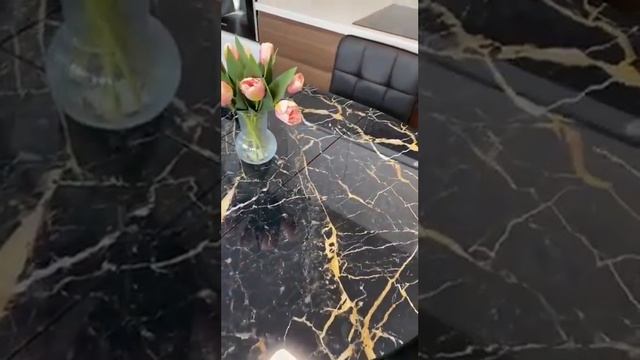 Круглый стеклянный стол ЧЕРНЫЙ МРАМОР и стулья ЛОРД черная экокожа смотреть онлайн