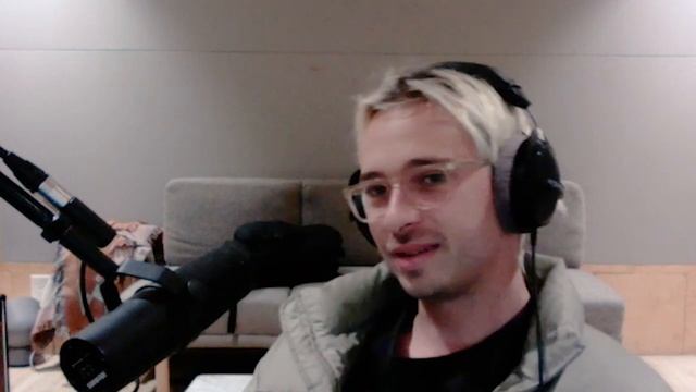 FLUME’s Favourite Synth And Advice For Artists смотреть онлайн