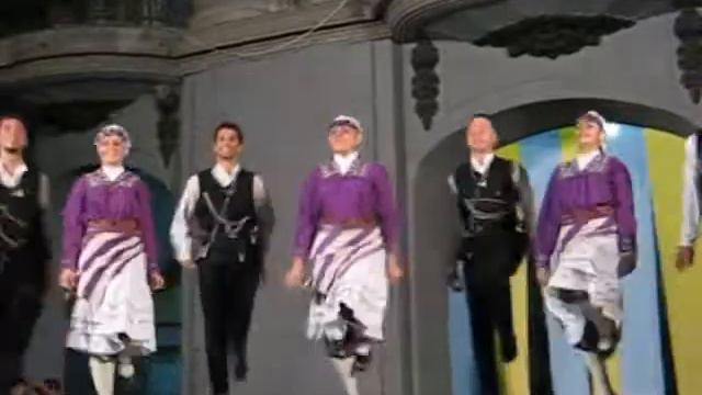 Dance group from Turkey on VI Interetno festival at Senta смотреть онлайн