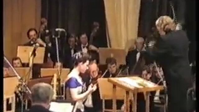 Victoria Loukianetz, R.M.Glier, Konzert für Sopranstimme und Orchester, Teil 1 смотреть онлайн
