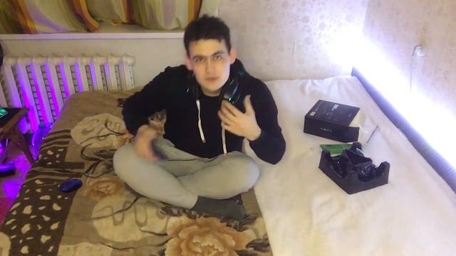 Обзор наушников EZRA HEADSET