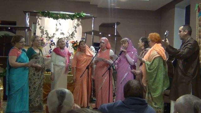 Говардхана-пуджа. Говардхана-аштака "Позволь мне поселиться у Тебя...". Пермь 12.11.2015. смотреть онлайн