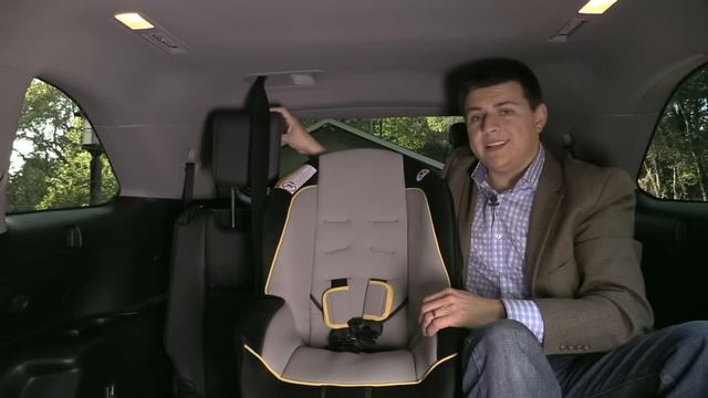 2014 Toyota Highlander XLE 7-Seat Crossover Child Seat Review смотреть онлайн