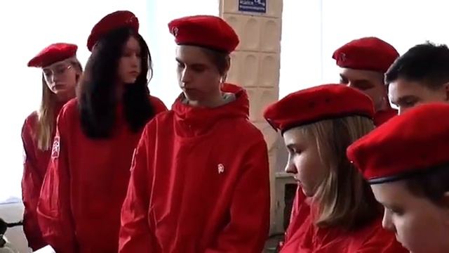 Открытие выставки «Военный щит Северска» в Центральной городской библиотеке смотреть онлайн