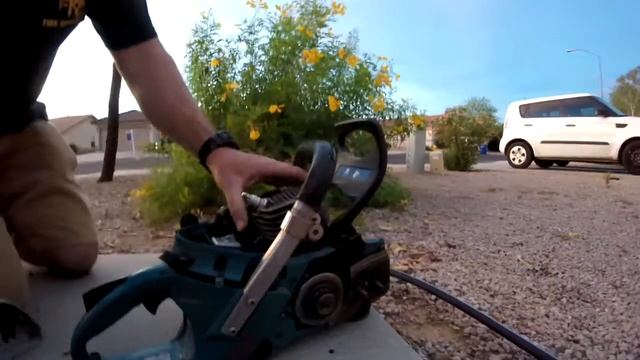 How to remove a chainsaw's cylinder смотреть онлайн