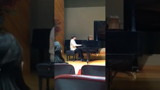 Waltz, Schubert, Evan смотреть онлайн