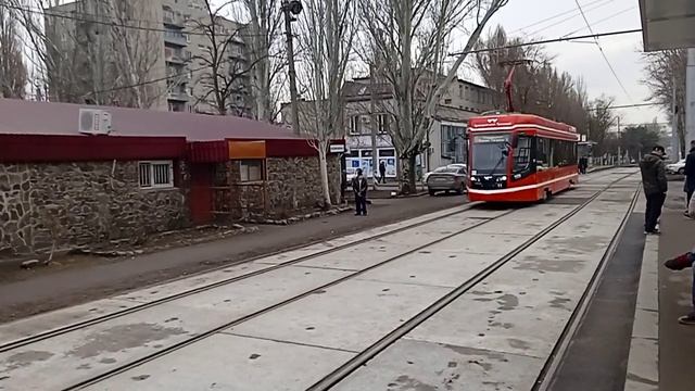 Трамвай мод. 71-628 № 11 маршрут 2 г. Таганрог, Улица Морозова смотреть онлайн