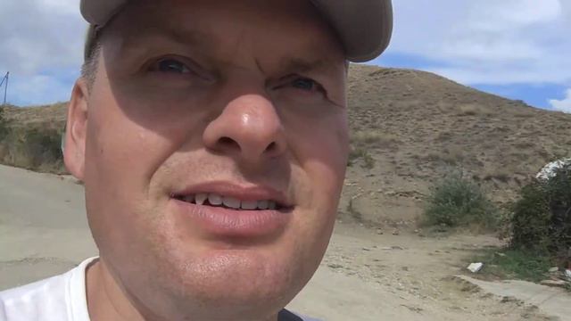 Солнечная долина пляж прибрежный гостиница У Саныча смотреть онлайн