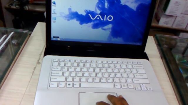 Unboxing Sony Vaio 14 Inch i3 Laptop (Vaio SVE14133) Review смотреть онлайн
