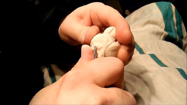 Нэцкэ "Рисующий мальчик " из "Каникулы Кроша" (Netsuke "The Drawing Boy"). смотреть онлайн