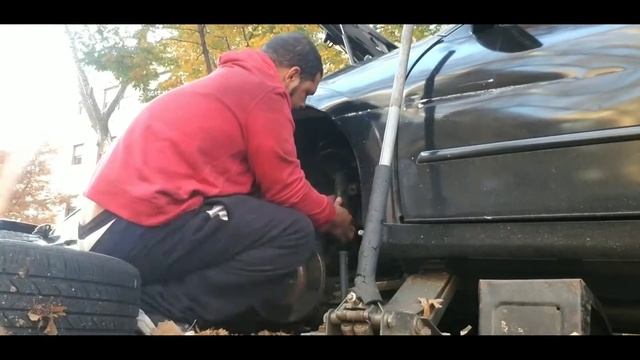 2004 Nissan Maxima Shock Strut Replacement | This one had to get done ASAP смотреть онлайн