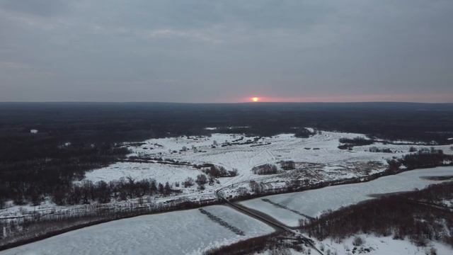 Начало весны в селе Сара. Ульяновская область. Аэросъёмка. Russian Village #dji #djimini2