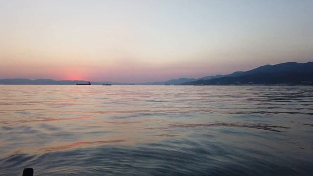 Voyager 800 Cabin Заход солнца в Кабардинке, курорт Геленджик смотреть онлайн