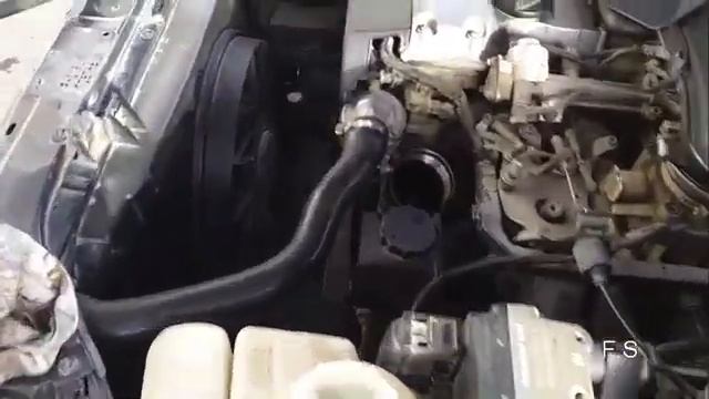 Oil Change and Filter Replacement Mercedes w210 смотреть онлайн