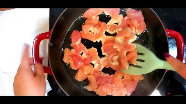 КАК ПРИГОТОВИТь РИС /Жаренный рис с яйцом/EASY CHICKEN FRIED RICE WITH EGG/EASY DINNER IDEAS/ смотреть онлайн