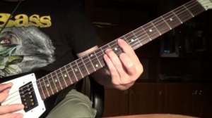 Простой РИФ на электрогитаре № 002