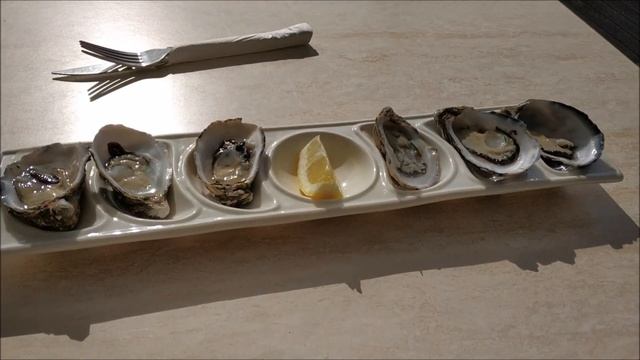 Travel Review: Eating My Way Through Port Lincoln, South Australia смотреть онлайн