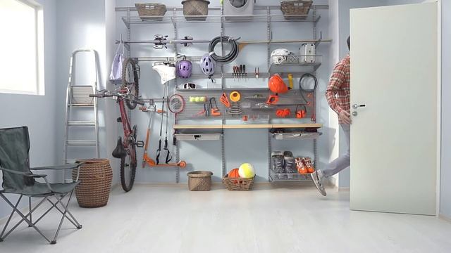 Шведские системы хранения Elfa для мастерской смотреть онлайн