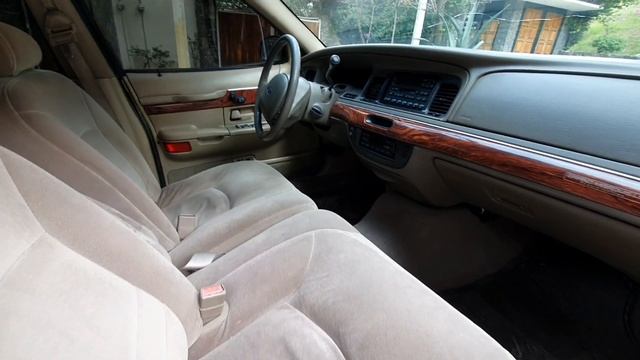 Ford Grand Marquis ls 2001 || jefe de jefes || autos de la vida real смотреть онлайн