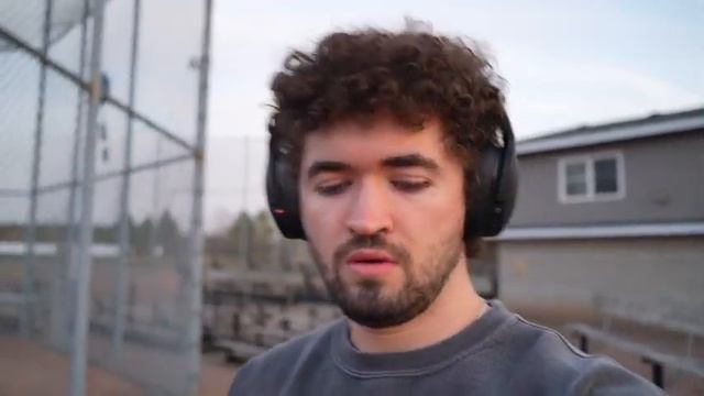 Skullcandy Crusher Evo Review: The Best Gym Headphone? смотреть онлайн