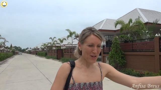Сколько стоит коттедж в Таиланде в 10 км от Паттайя. 2 смотреть онлайн