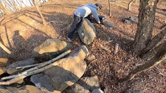 Traxxas TRX 6 Mercedes Benz and Traxxas TRX 4 Ford Bronco playtime in the woods!! смотреть онлайн