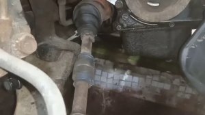 ЗАМЕНА САЛЬНИКА ПРАВОГО ПРИВОДА КПП, МАЗДА 3.#авторемонт #ключна17 #автосервис