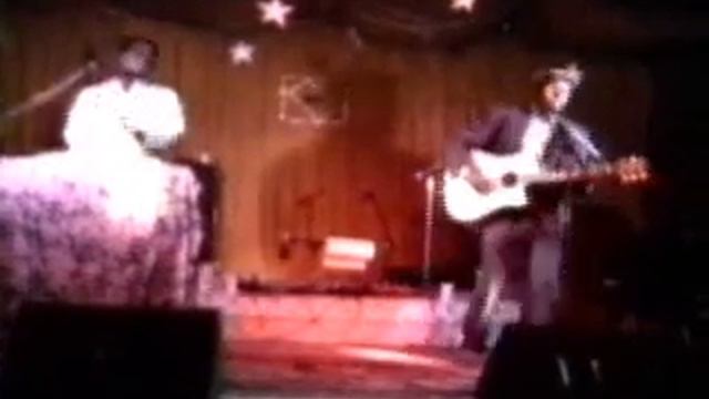 Boubacar Traore at the Grassroots Festival 2001 смотреть онлайн