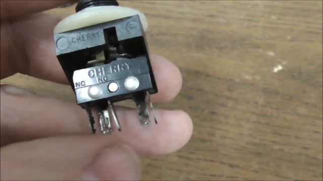 Found The STRANGEST Thing Inside This Asteroids Arcade Game Power Supply - Sound Repair смотреть онлайн