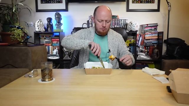 "Что привозят в доставках на завтрак?" KETCH UP BURGERS: Очень странный способ доставки... смотреть онлайн