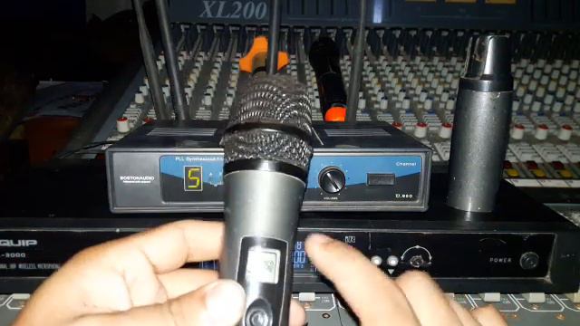 Cara menggeser frekuensi mic wireless. смотреть онлайн