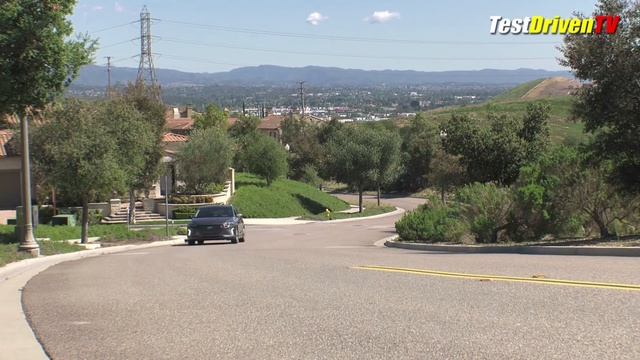 2017 Hyundai Ioniq: First Look