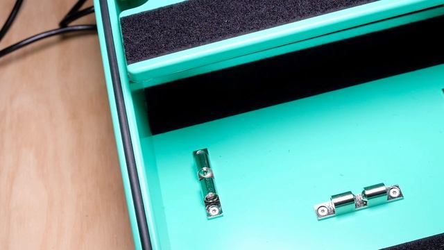 Schmidt Array Pedalboard Build Tips смотреть онлайн