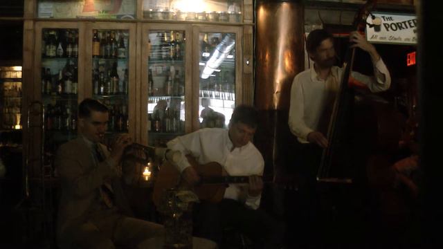 "SHE'S FUNNY THAT WAY": ROB ADKINS, MIKE DAVIS, CRAIG VENTRESCO (Fraunces Tavern, July 25, 2015) смотреть онлайн