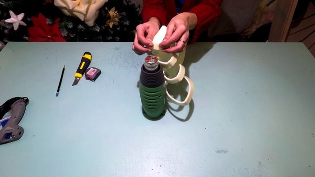 Как сделать снежинку своими руками. Мастер класс. Елочные игрушки смотреть онлайн