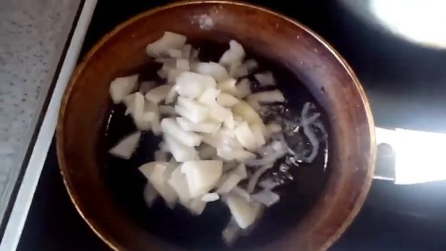 ГОРОХ + КУРИЦА..Это очень вкусный  ??