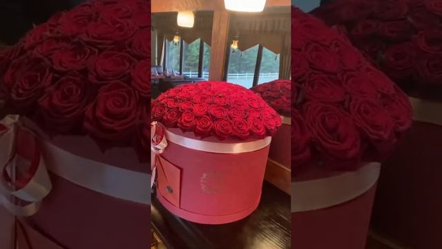 101 Роза в шляпной коробке смотреть онлайн